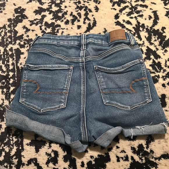 American Eagle Size 8 Curvy High Rise Short Shorts - Picture 2 of 4